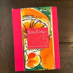 NWT Boxed Lilly Pulitzer Orange Candle